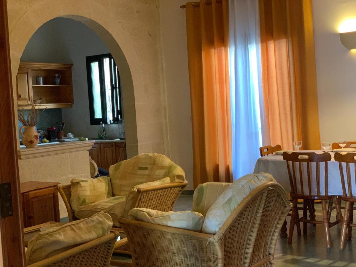 Apartamento Tal-Mirakli Għarb Exterior foto